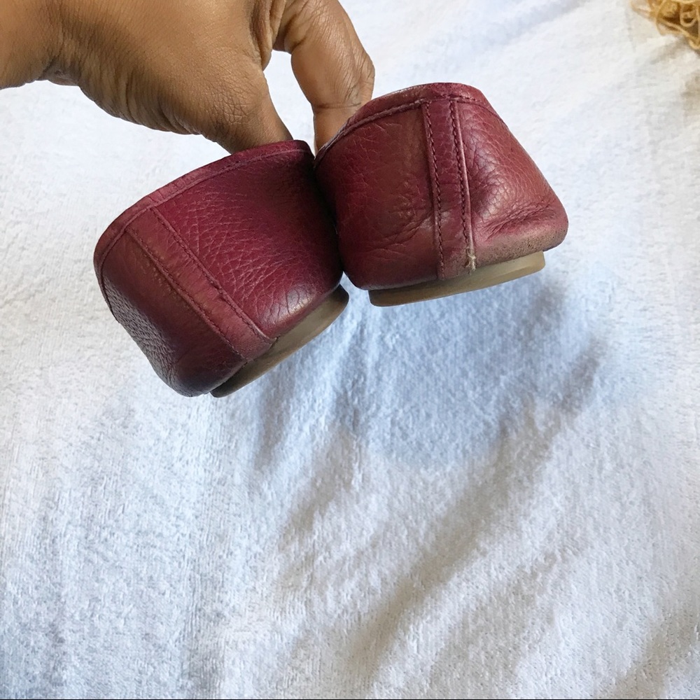 SOLD TORY BURCH 2 Pair Bundle LEATHER FLATS - Picture 3 of 8